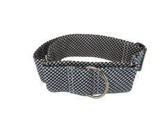 Este tipo de collar para perro no lleva cierre y es muy cómodo para las mascotas, es un collar antiescape.